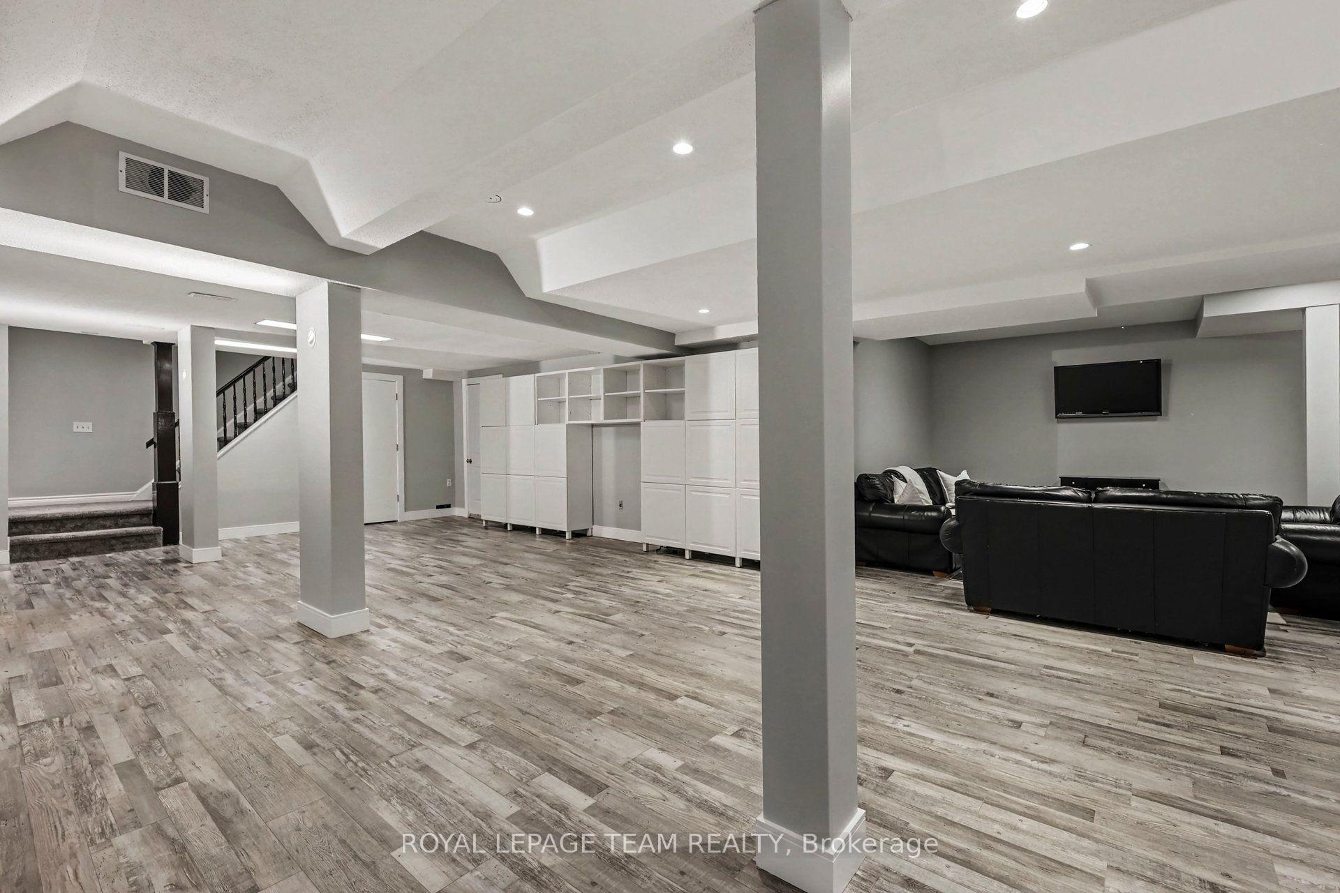 Photo 35 of 30 Spring Cress Drive, Ottawa, Cedar Hill/Orchard Estates — HOMEH