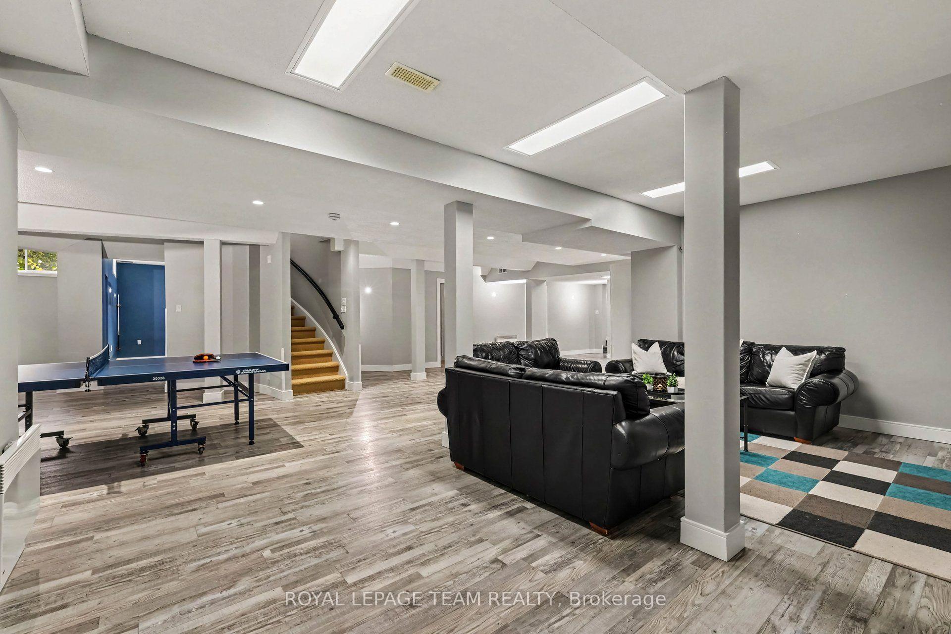 Photo 37 of 30 Spring Cress Drive, Ottawa, Cedar Hill/Orchard Estates — HOMEH