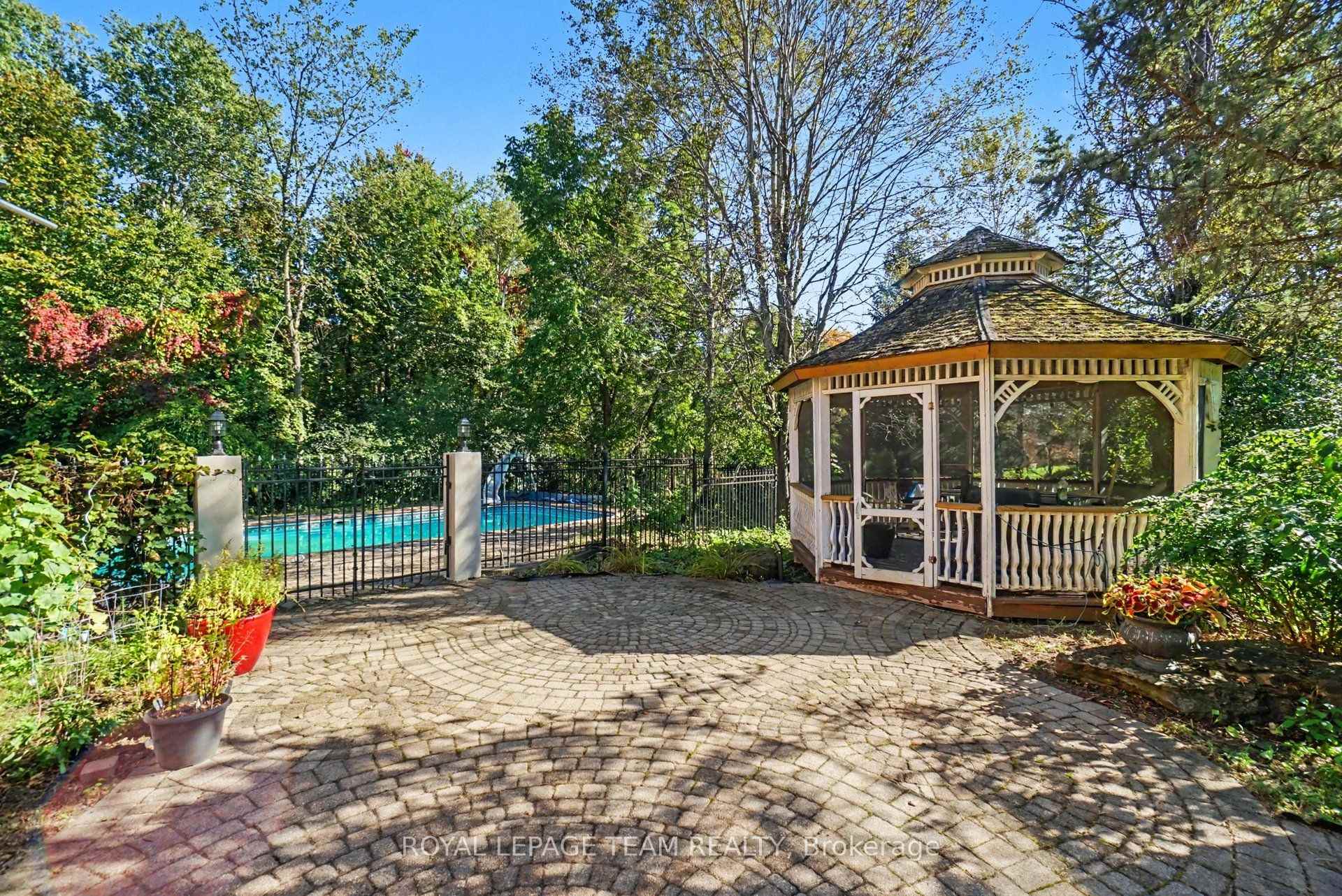 Photo 44 of 30 Spring Cress Drive, Ottawa, Cedar Hill/Orchard Estates — HOMEH