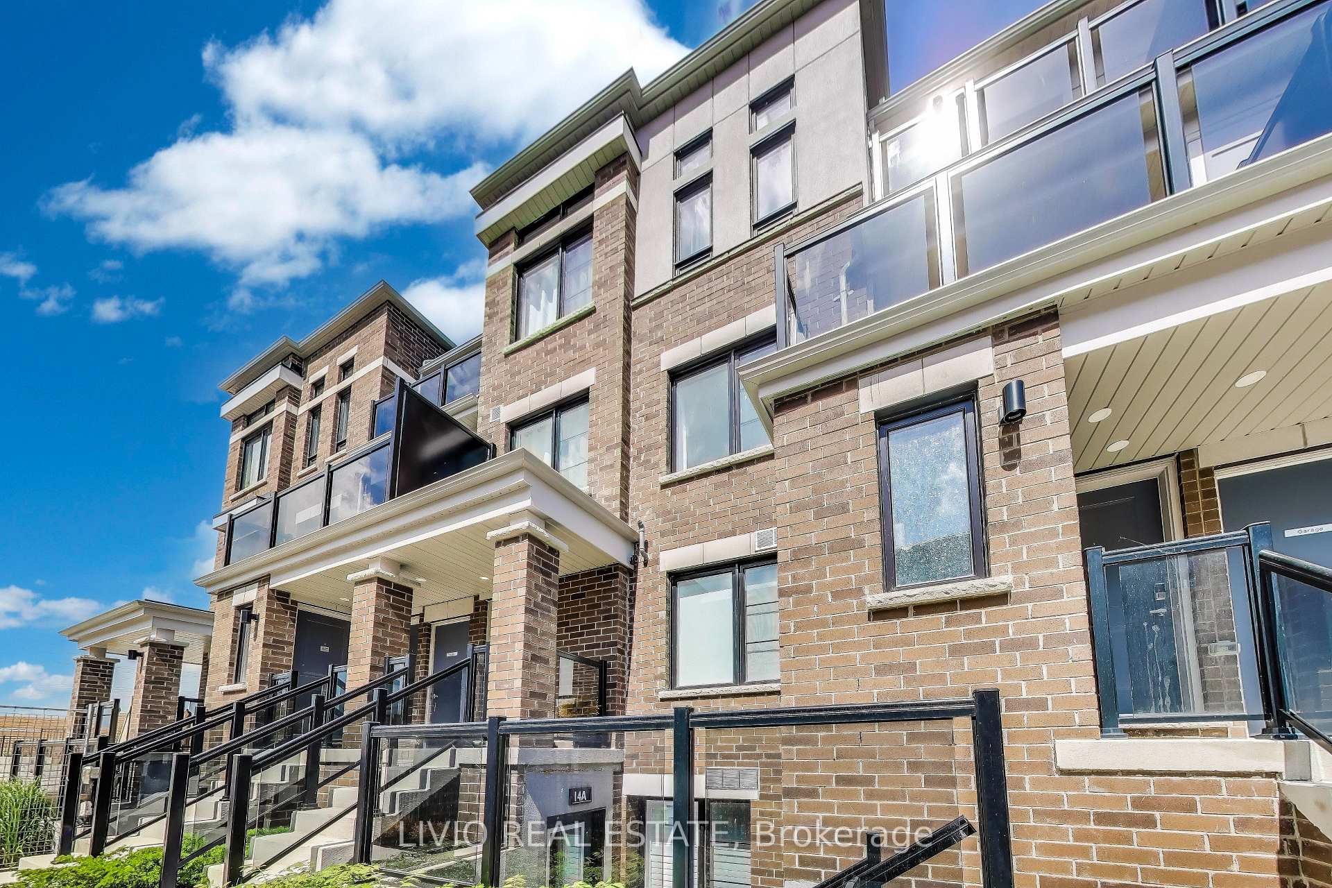 Photo 1 of Unit A, 14 Lookout Drive, Clarington, Bowmanville — HOMEH