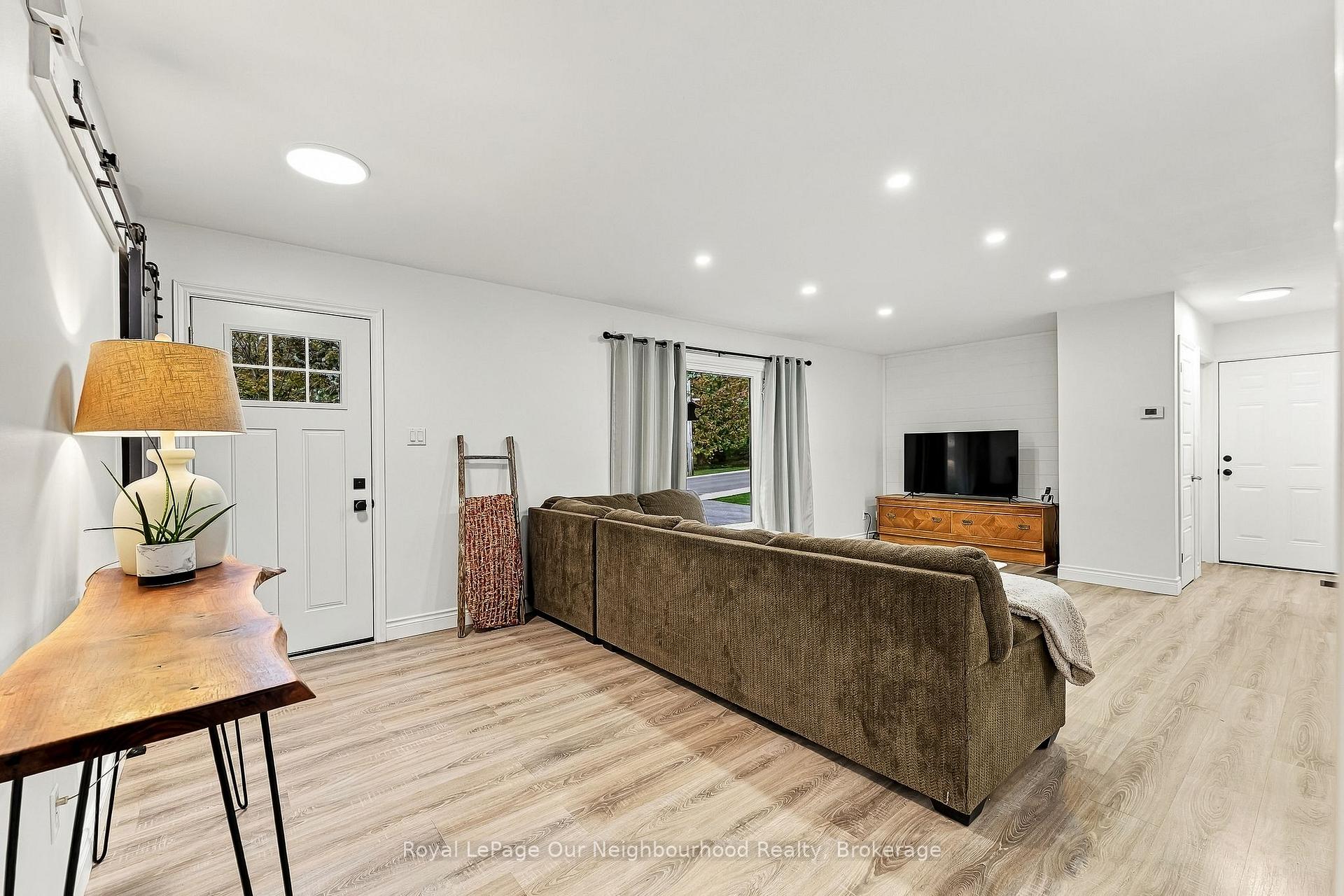 Photo 8 of 105 Sanford Street, Brighton — HOMEH
