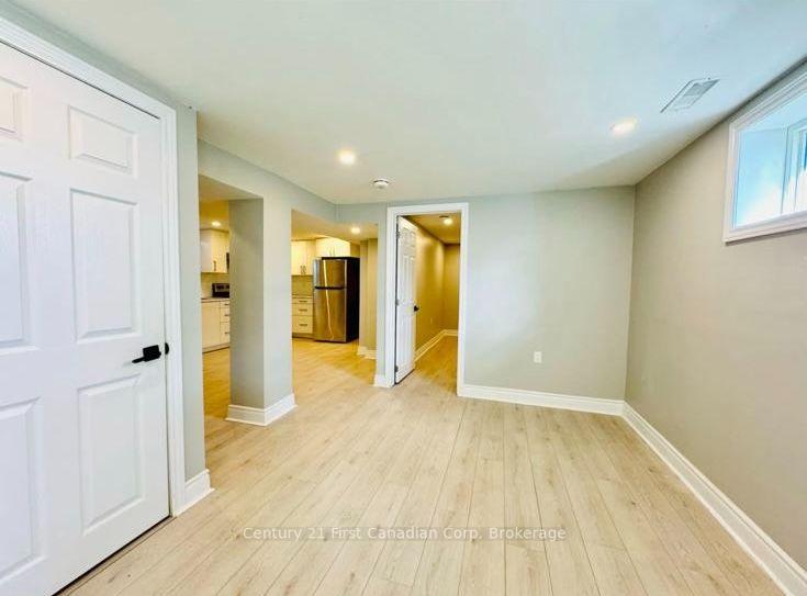 Photo 7 of Unit Lower, 96 Glenview Avenue, Cambridge, Christopher-Champlain — HOMEH