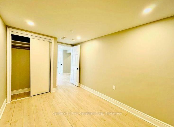 Photo 8 of Unit Lower, 96 Glenview Avenue, Cambridge, Christopher-Champlain — HOMEH