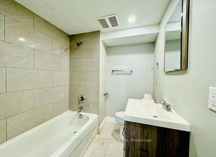 Photo 10 of Unit Lower, 96 Glenview Avenue, Cambridge, Christopher-Champlain — HOMEH