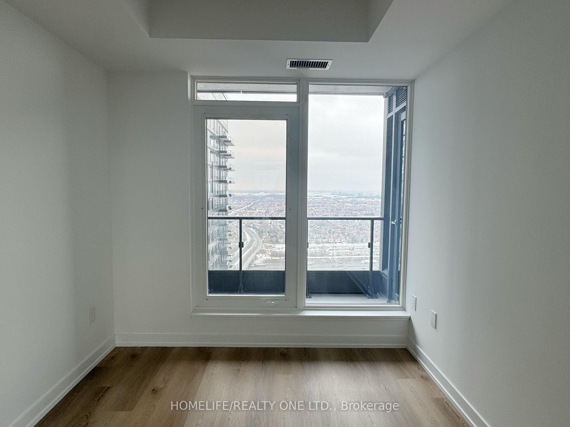 Photo 5 of Unit 3302, 395 Square One Drive, Mississauga, City Centre — HOMEH