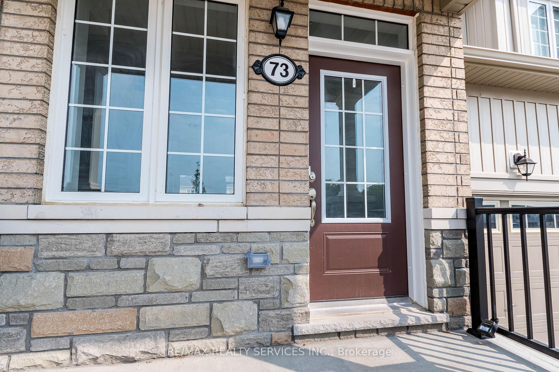 Photo 4 of 73 Central Square Boulevard, Wasaga Beach — HOMEH