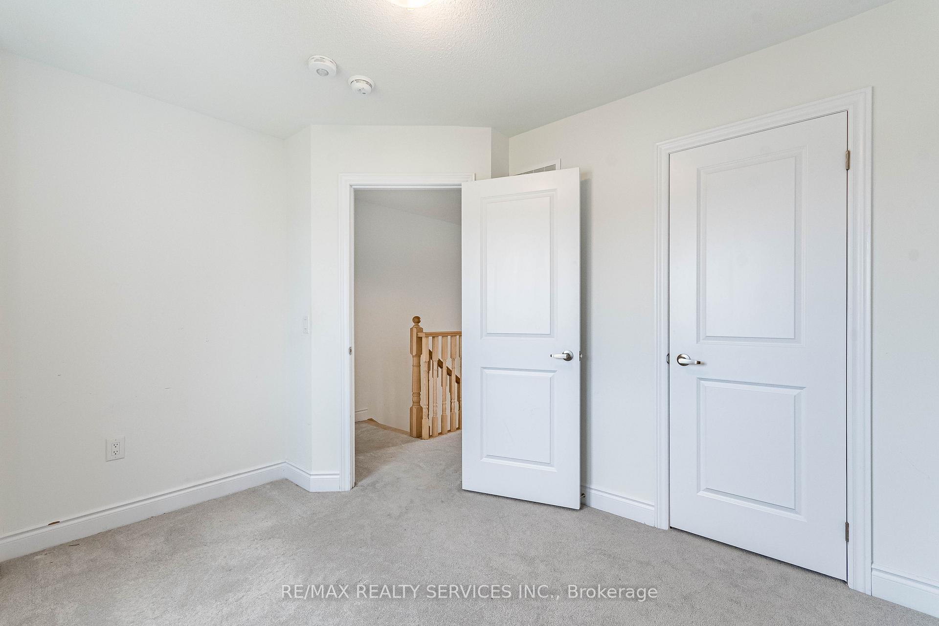 Photo 20 of 73 Central Square Boulevard, Wasaga Beach — HOMEH