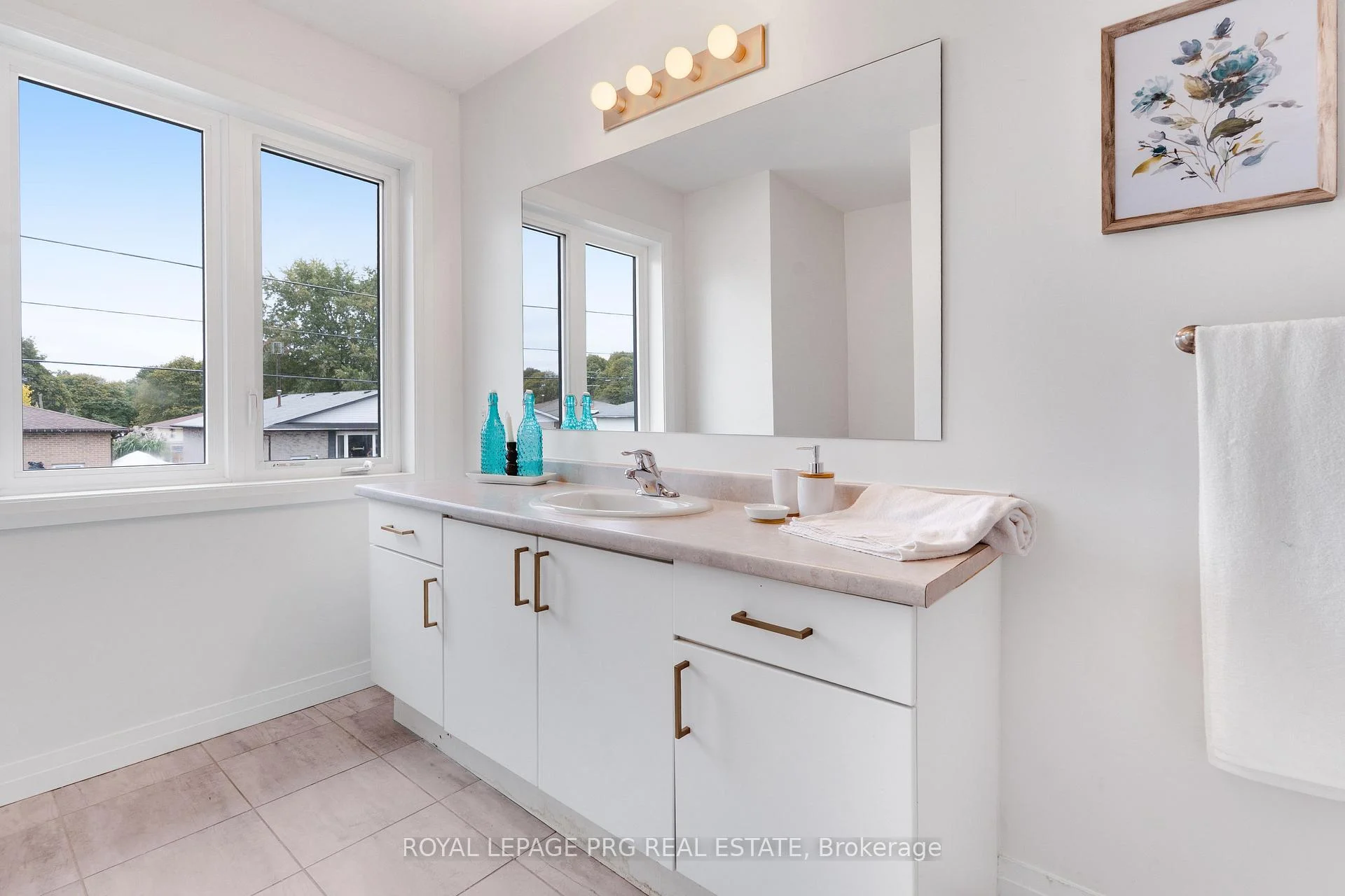 Photo 31 of 6631 Cropp Street, Niagara Falls, Morrison — HOMEH