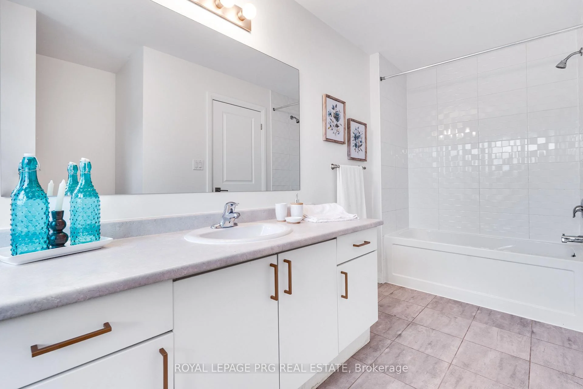 Photo 32 of 6631 Cropp Street, Niagara Falls, Morrison — HOMEH