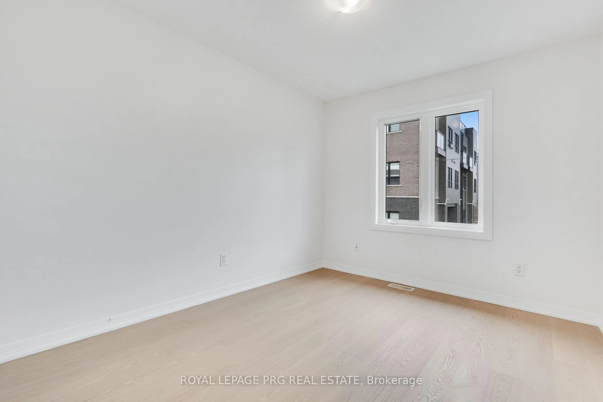 Photo 34 of 6631 Cropp Street, Niagara Falls, Morrison — HOMEH