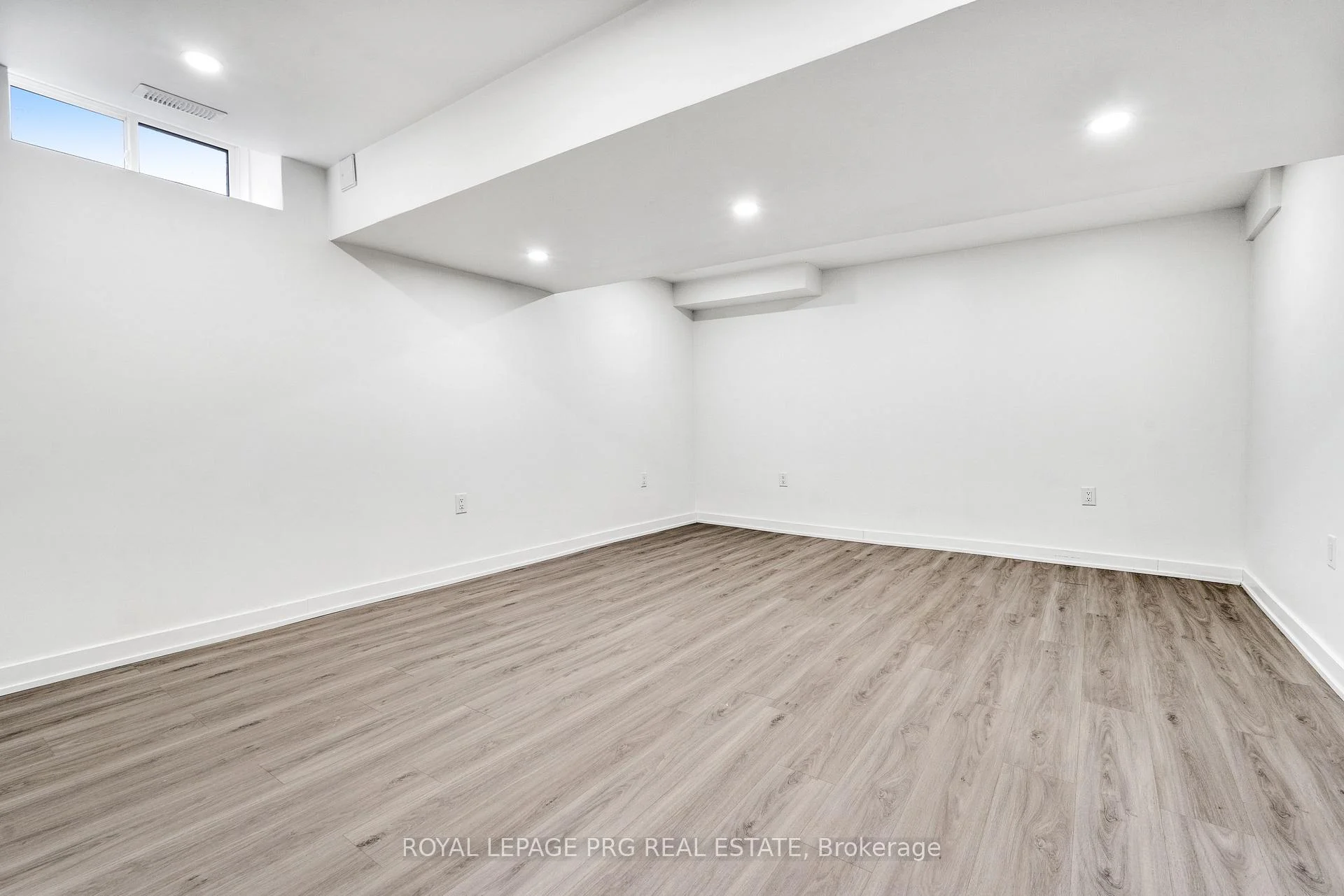 Photo 40 of 6631 Cropp Street, Niagara Falls, Morrison — HOMEH