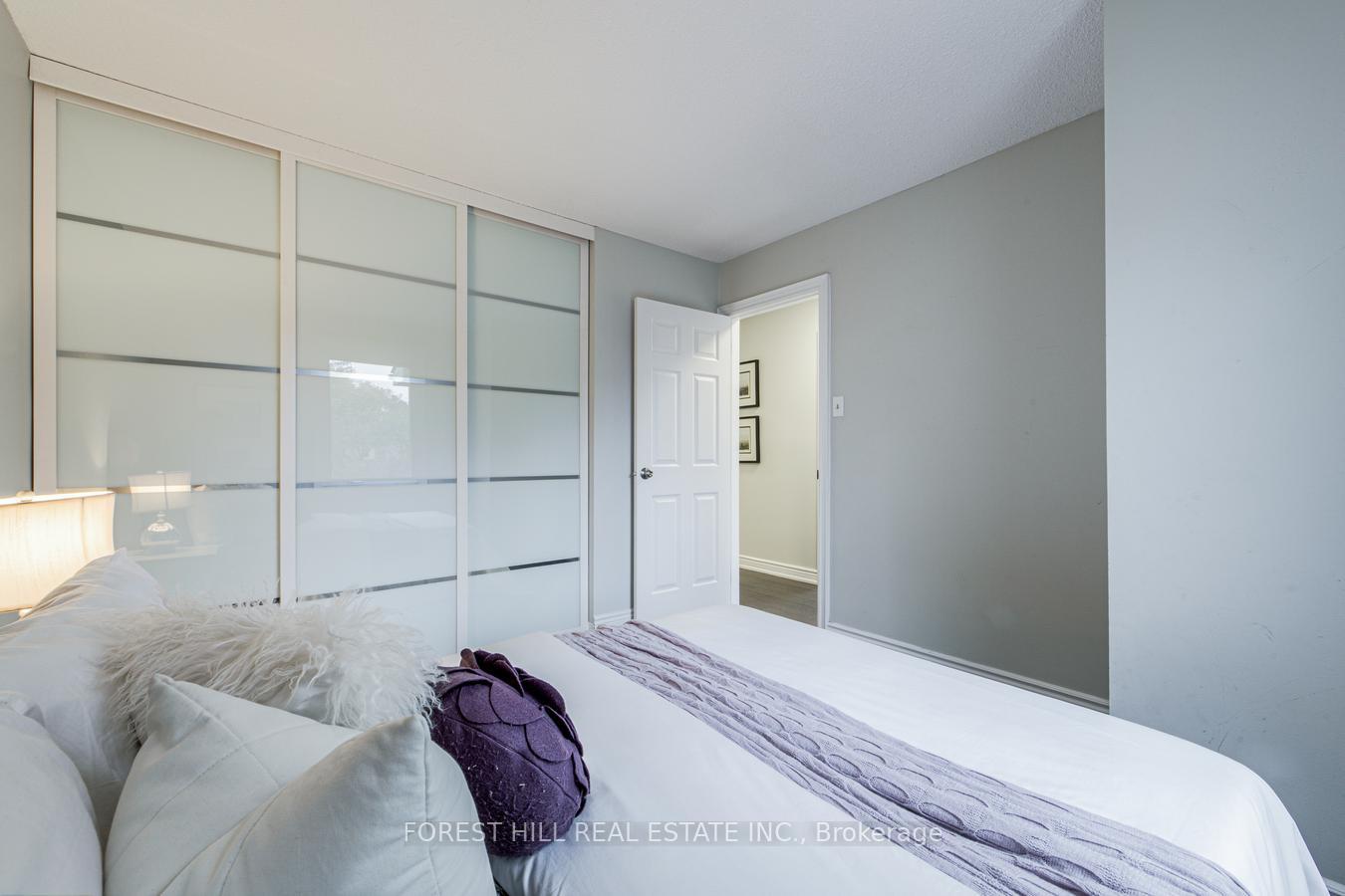 Photo 100 of Unit 32, 3265 South Millway, Mississauga, Erin Mills — HOMEH