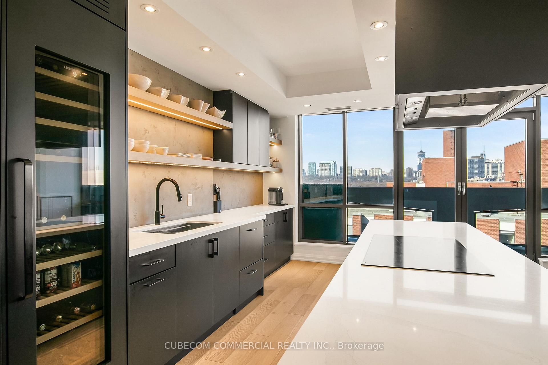 Photo of Unit PH 903, 3 McAlpine Street