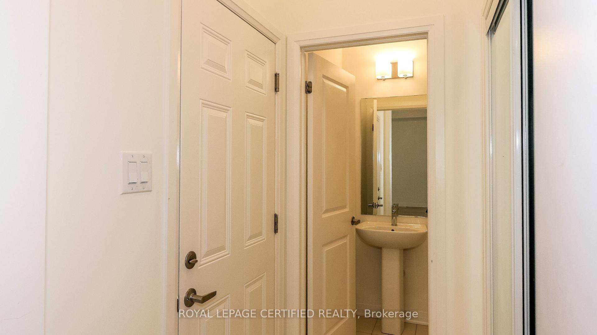 Photo 10 of 62 Sagewood Avenue, Barrie, Rural Barrie Southeast — HOMEH