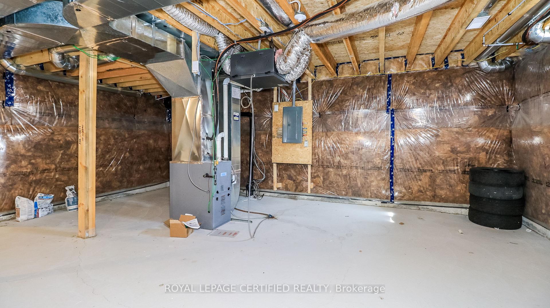 Photo 38 of 62 Sagewood Avenue, Barrie, Rural Barrie Southeast — HOMEH