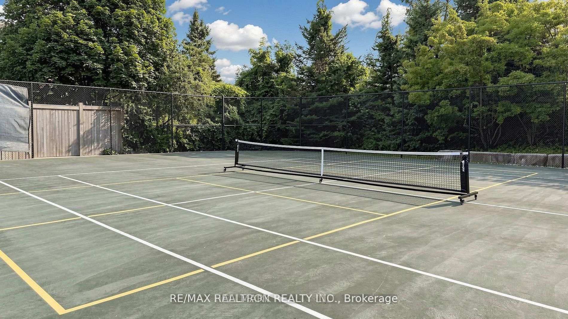 Photo 5 of Unit 712, 310 Red Maple Road, Richmond Hill, Langstaff — HOMEH