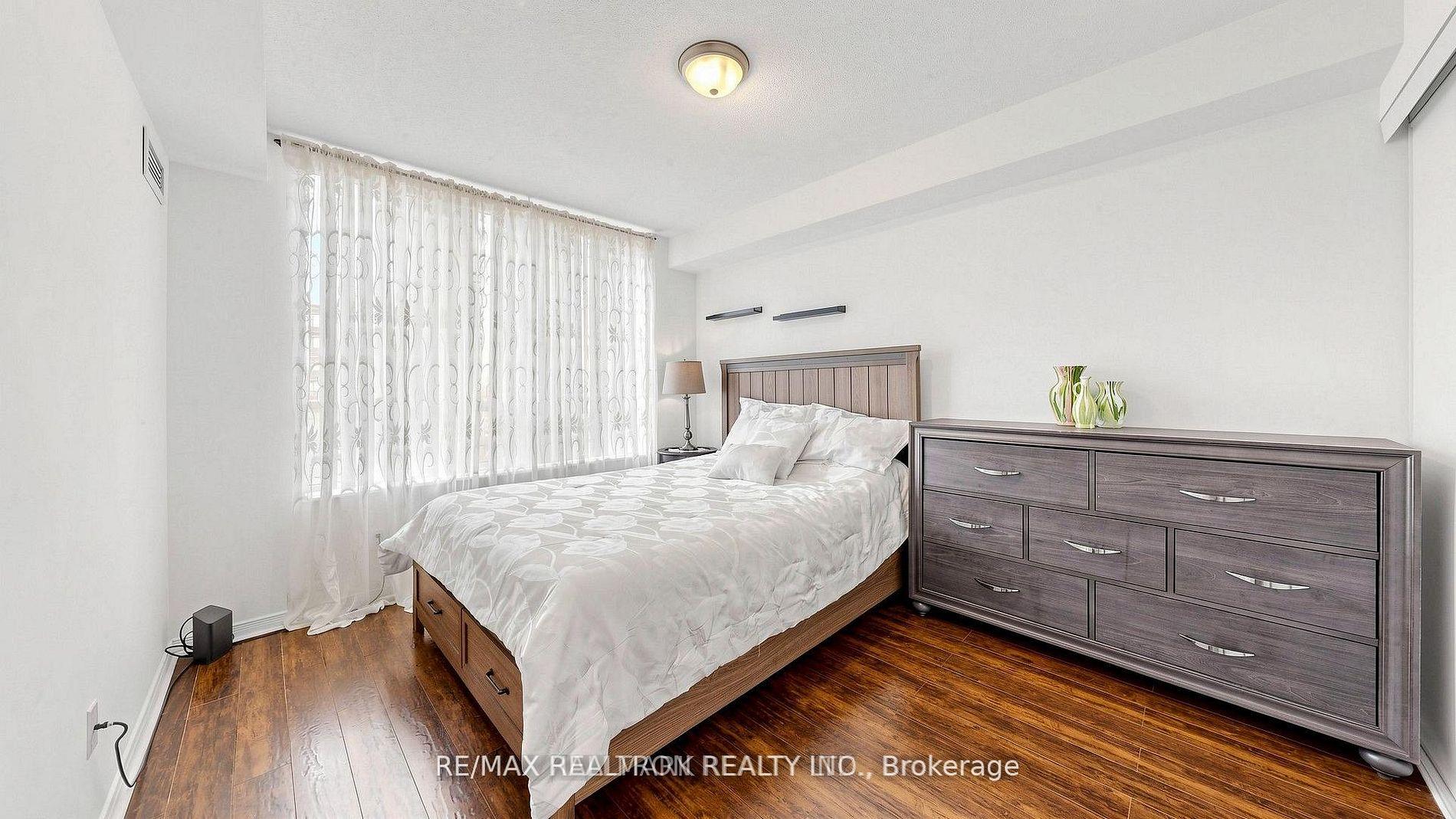 Photo 21 of Unit 712, 310 Red Maple Road, Richmond Hill, Langstaff — HOMEH
