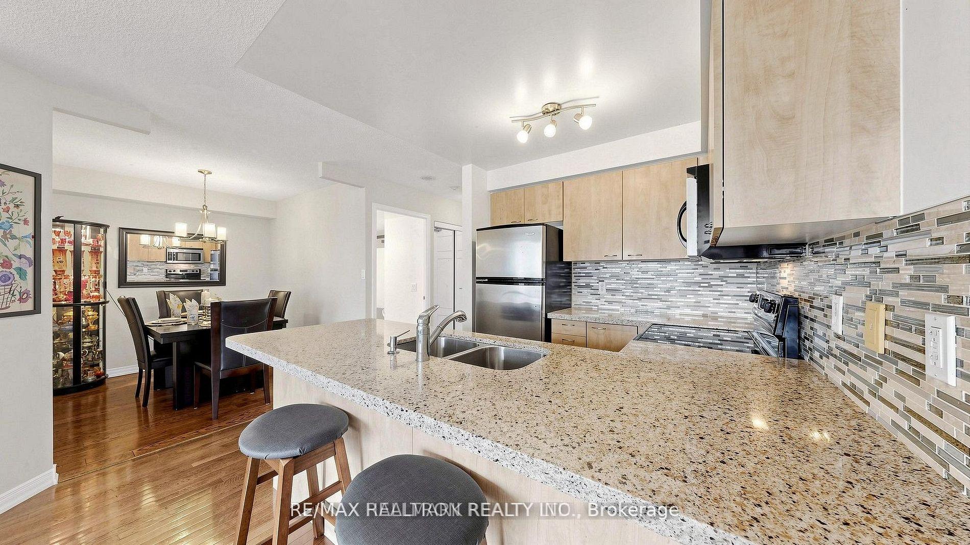 Photo 24 of Unit 712, 310 Red Maple Road, Richmond Hill, Langstaff — HOMEH