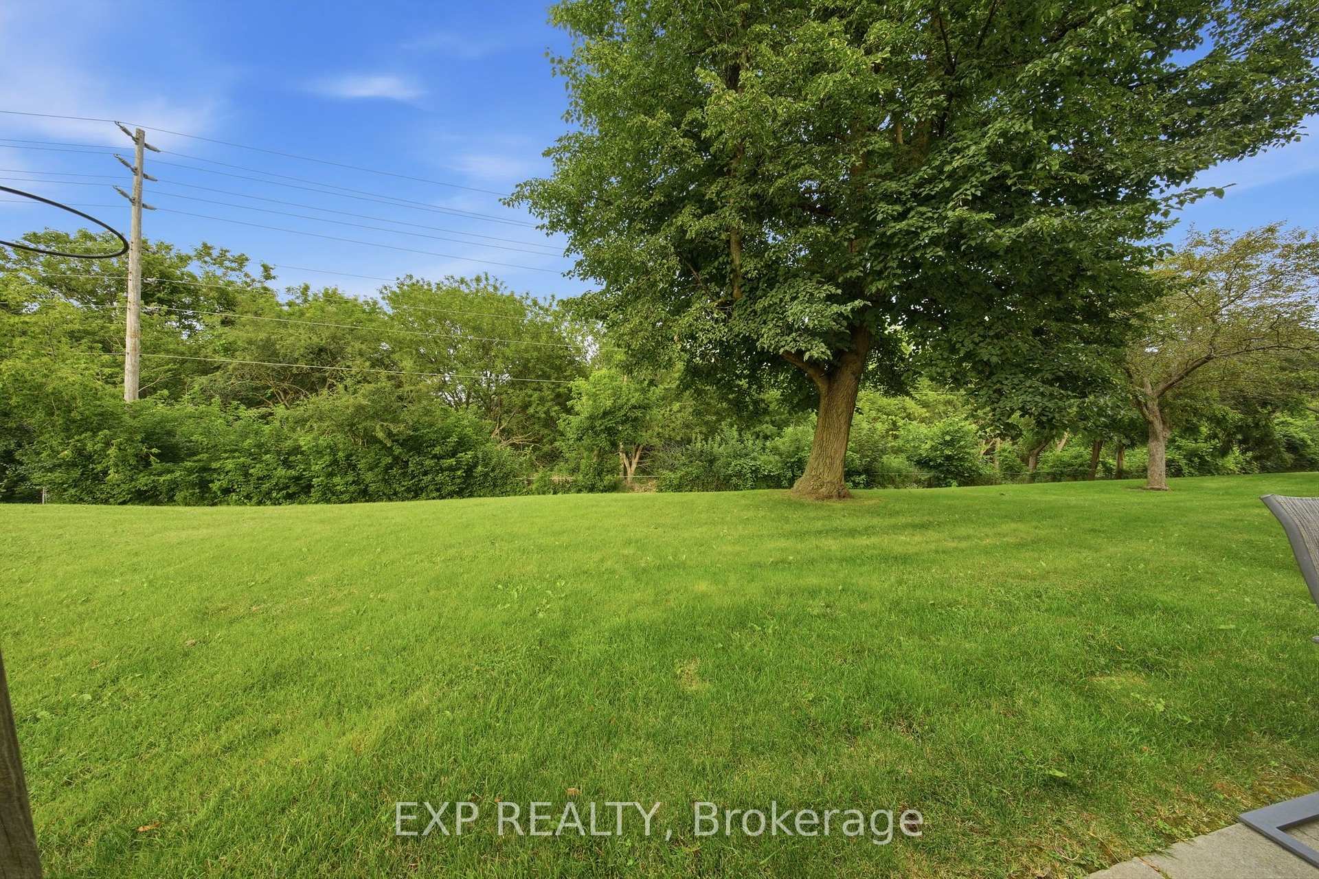 Photo 39 of 64 Parklane Circle, Clarington, Bowmanville — HOMEH