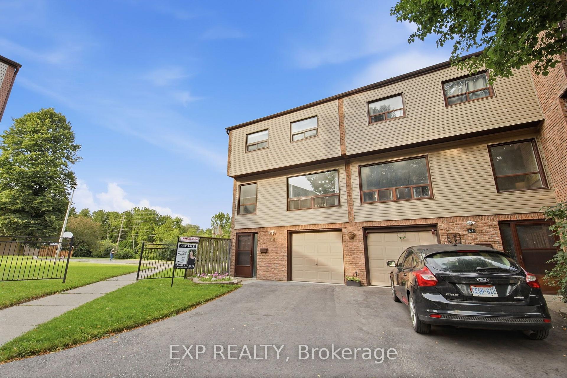 Photo 45 of 64 Parklane Circle, Clarington, Bowmanville — HOMEH
