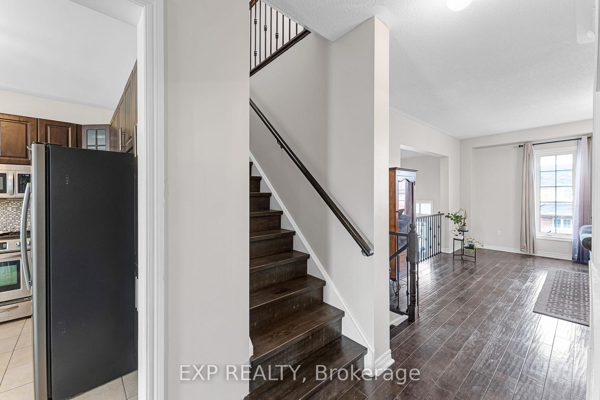 Photo 20 of 211 Ray Snow Boulevard, Newmarket, Woodland Hill — HOMEH