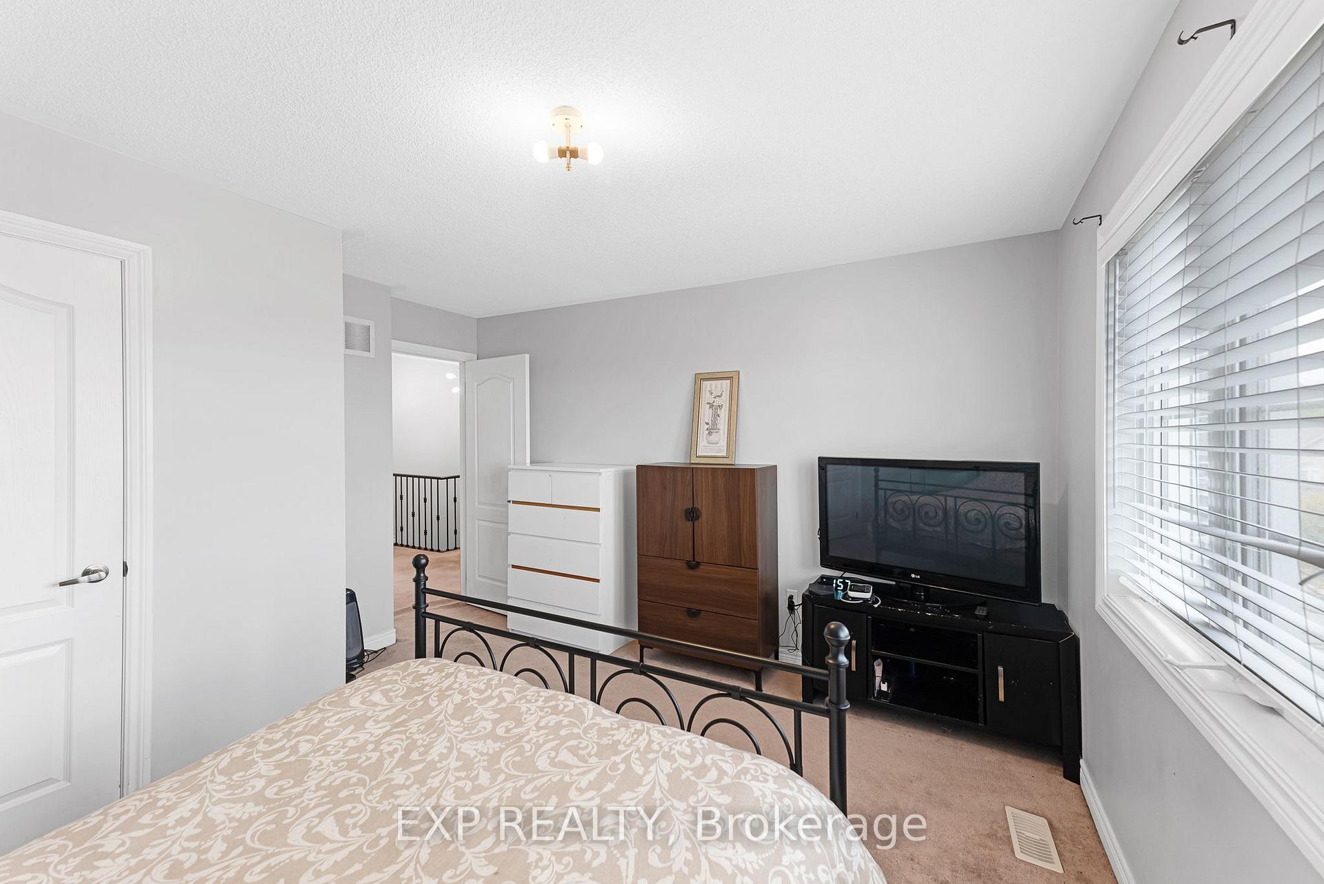 Photo 30 of 211 Ray Snow Boulevard, Newmarket, Woodland Hill — HOMEH