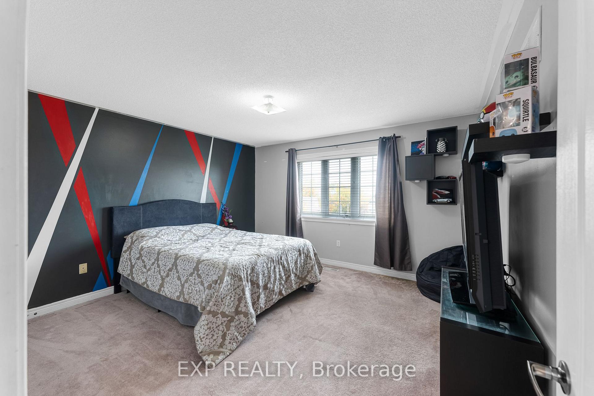 Photo 33 of 211 Ray Snow Boulevard, Newmarket, Woodland Hill — HOMEH