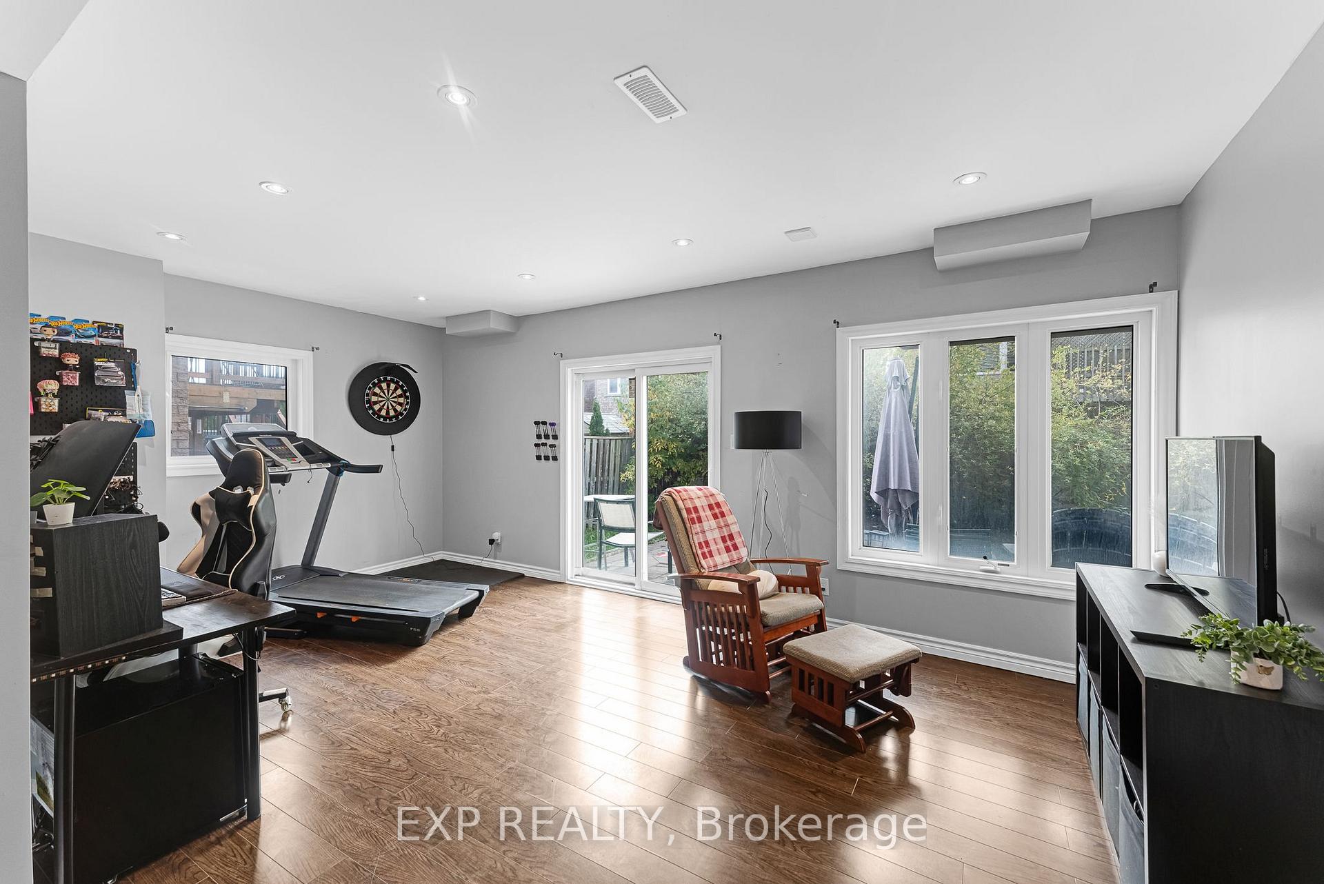 Photo 34 of 211 Ray Snow Boulevard, Newmarket, Woodland Hill — HOMEH