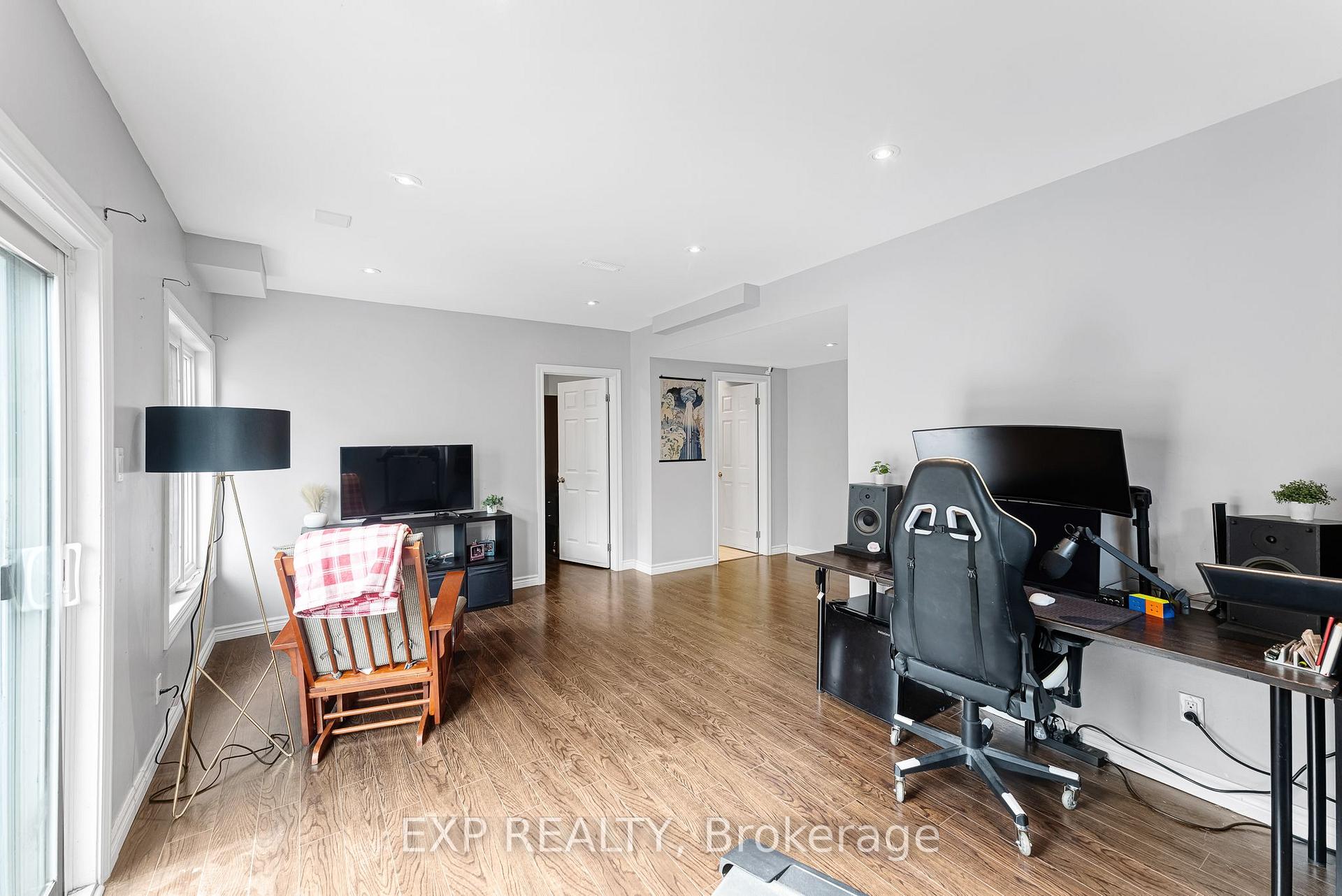 Photo 35 of 211 Ray Snow Boulevard, Newmarket, Woodland Hill — HOMEH