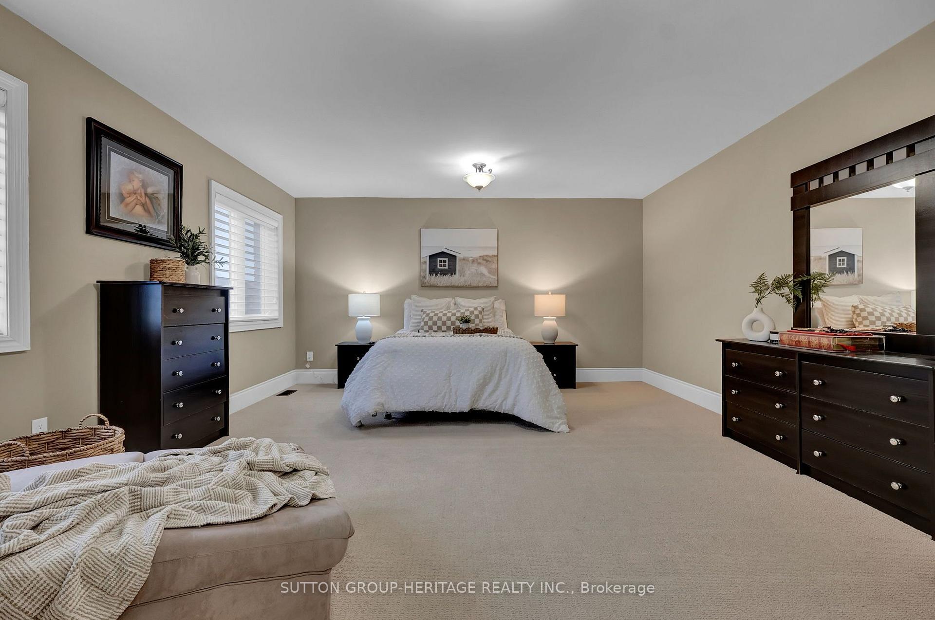 Photo 21 of 25 Charterhouse Drive, Whitby, Rolling Acres — HOMEH
