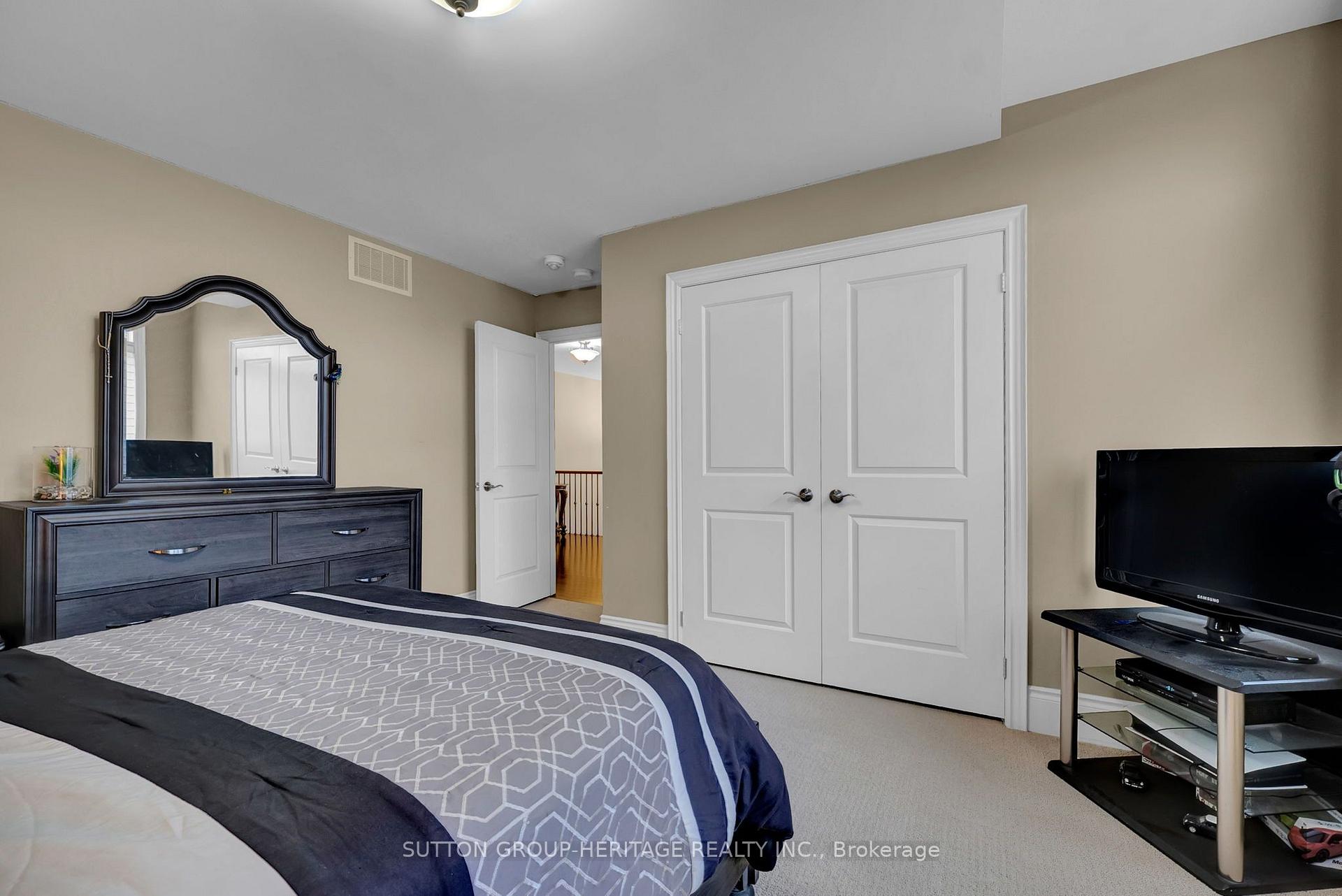 Photo 30 of 25 Charterhouse Drive, Whitby, Rolling Acres — HOMEH