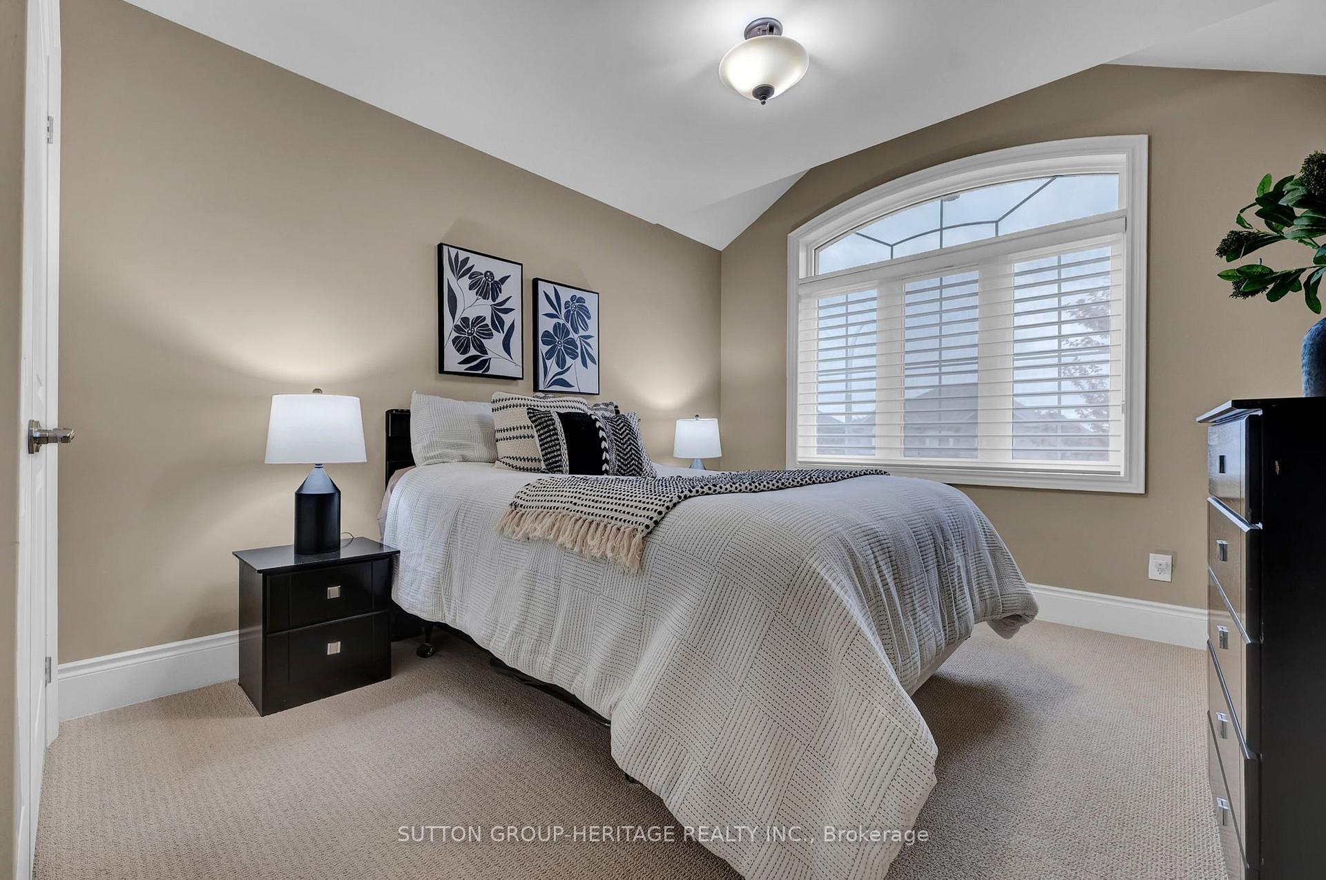 Photo 31 of 25 Charterhouse Drive, Whitby, Rolling Acres — HOMEH