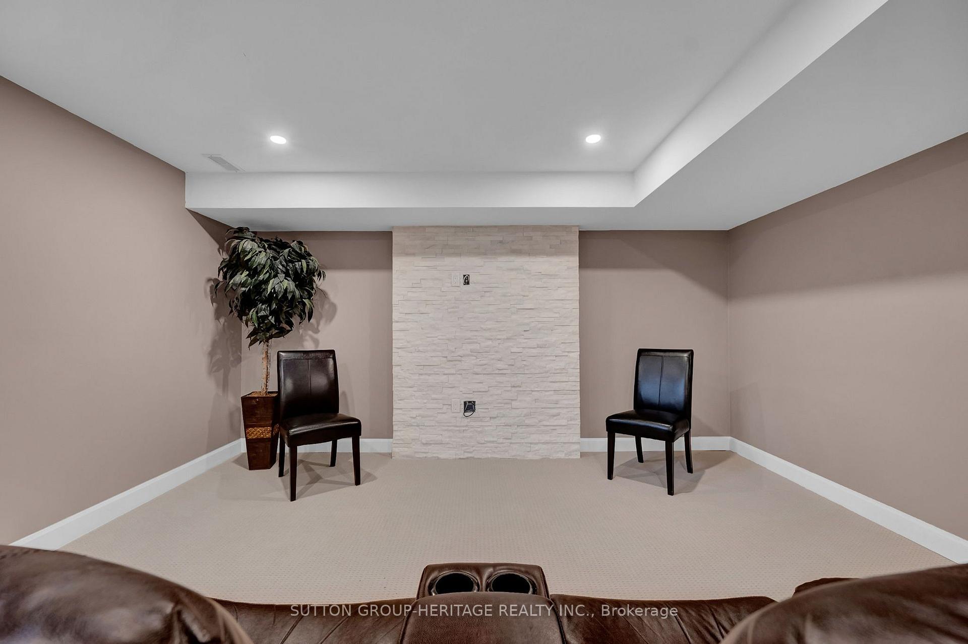 Photo 35 of 25 Charterhouse Drive, Whitby, Rolling Acres — HOMEH