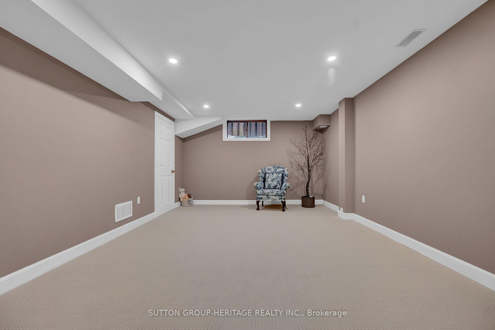 Photo 36 of 25 Charterhouse Drive, Whitby, Rolling Acres — HOMEH