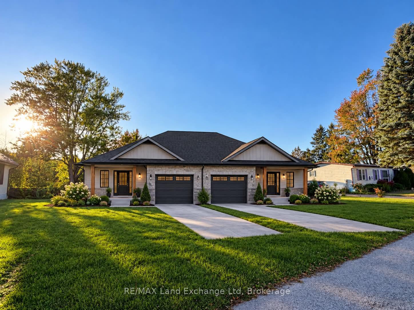 Photo 4 of 16 William Street N, South Huron, Stephen — HOMEH