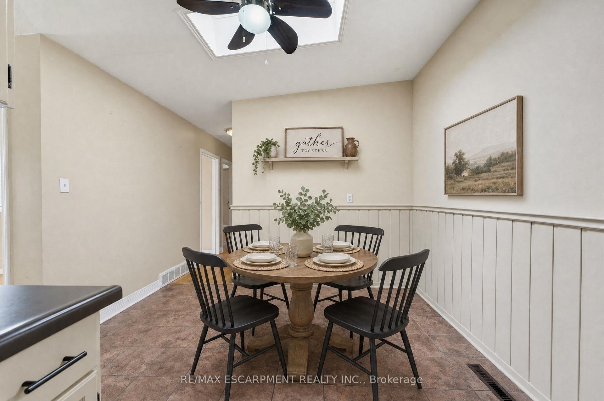 Photo 14 of 34 Fielding Crescent, Hamilton, Lawfield — HOMEH
