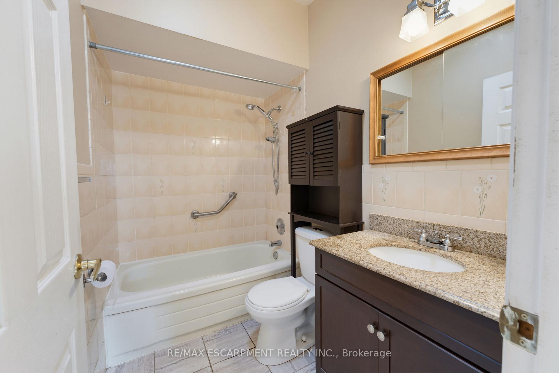 Photo 21 of 34 Fielding Crescent, Hamilton, Lawfield — HOMEH