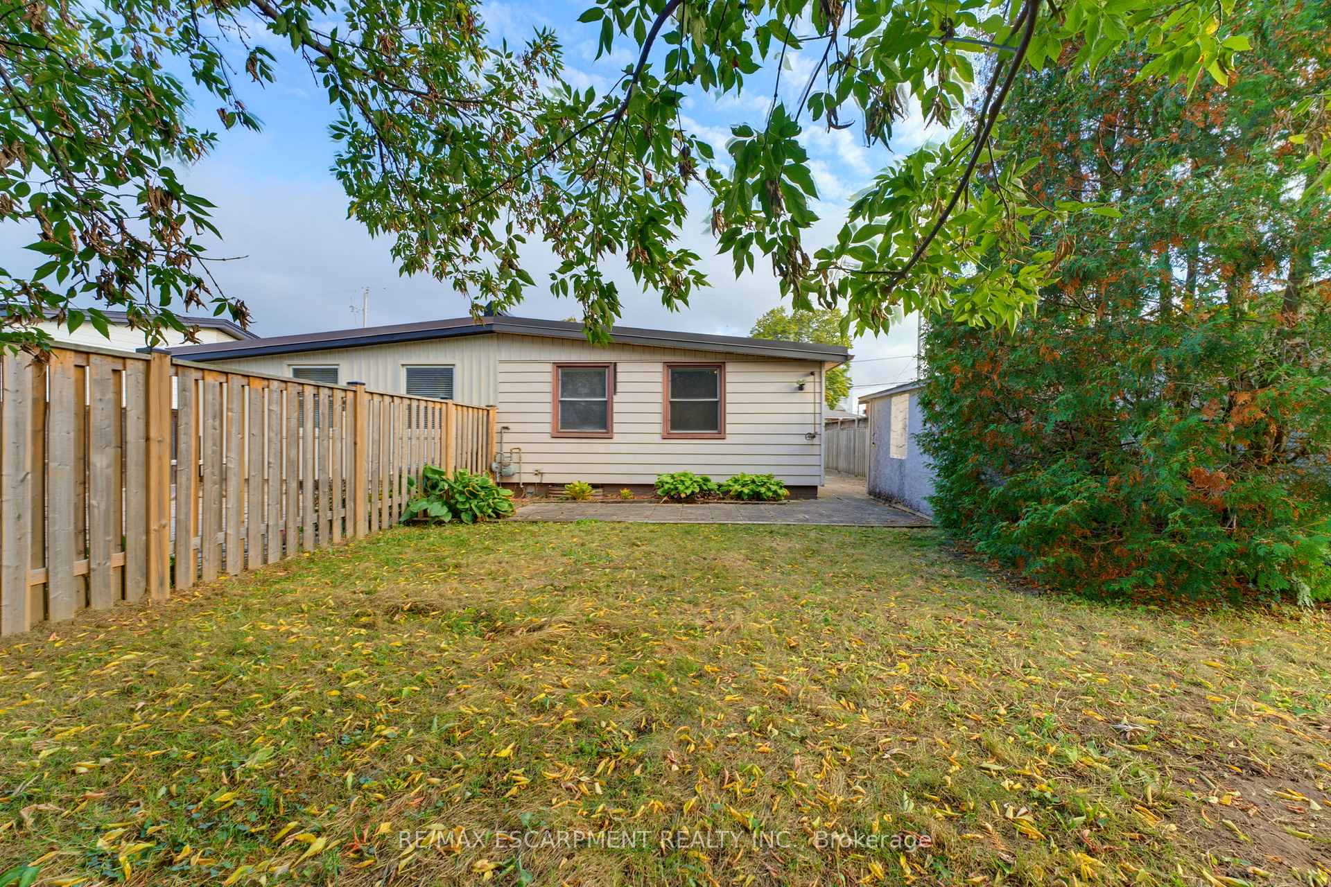 Photo 33 of 34 Fielding Crescent, Hamilton, Lawfield — HOMEH