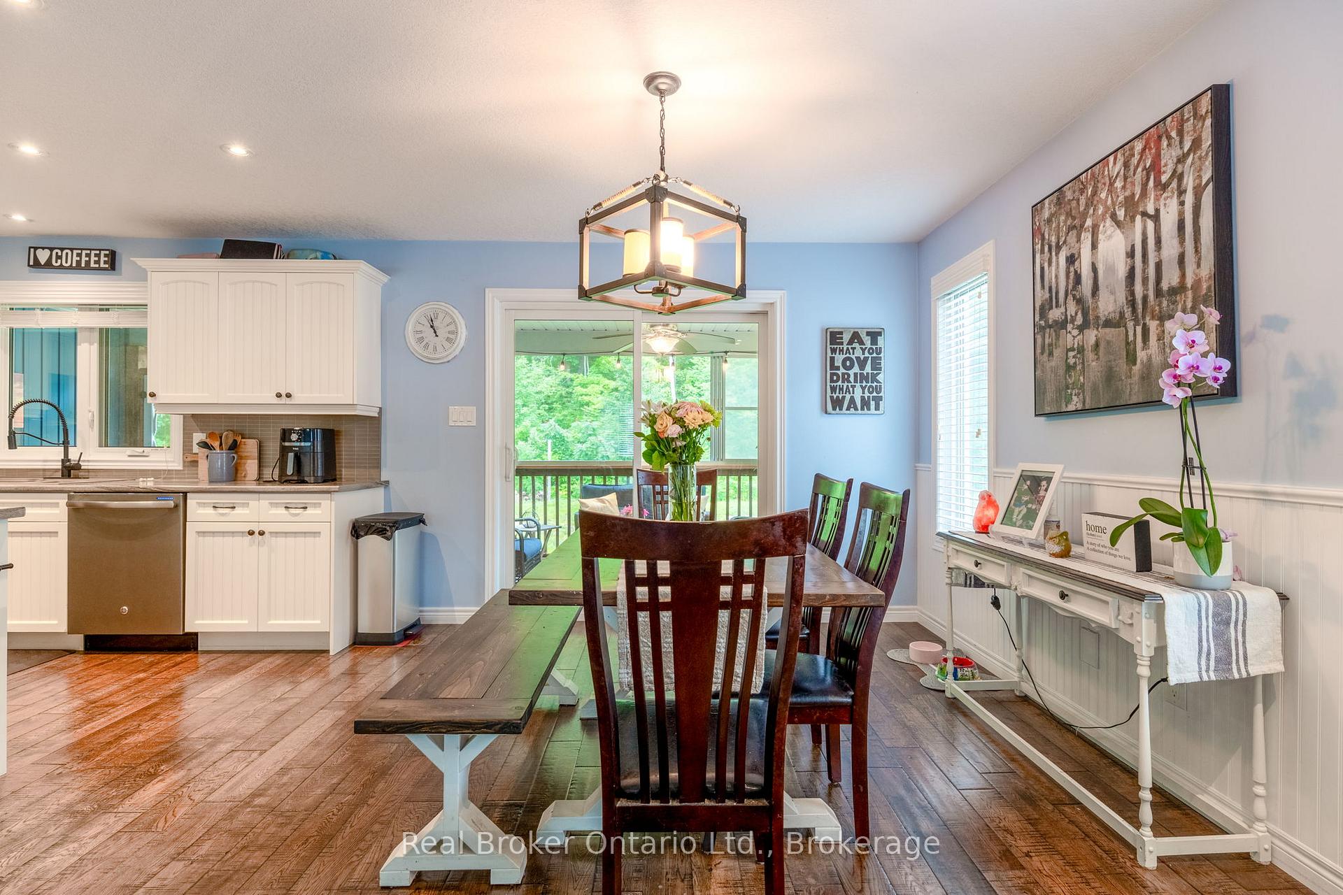 Photo 8 of 204 Golf Course Road, Wasaga Beach — HOMEH