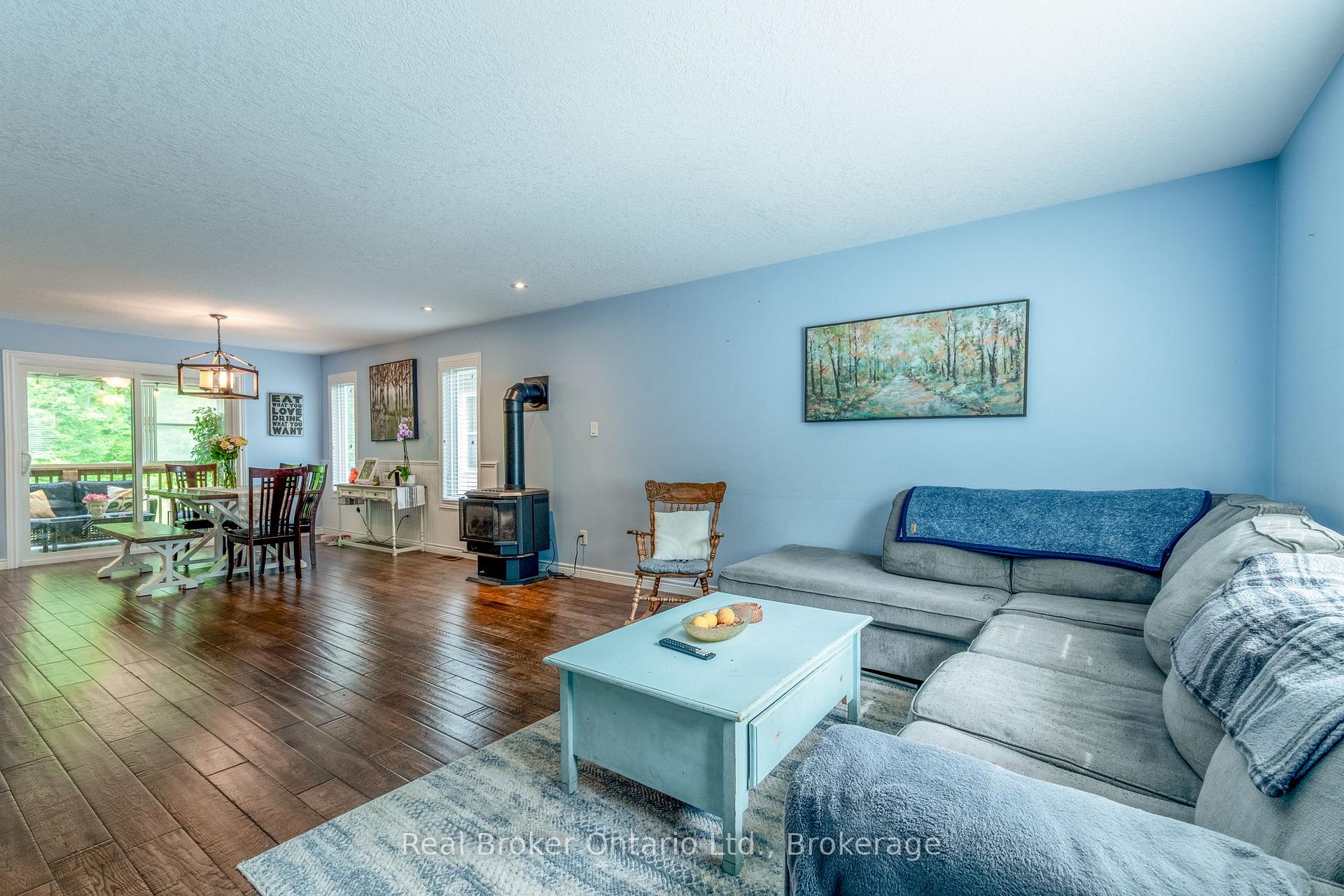 Photo 11 of 204 Golf Course Road, Wasaga Beach — HOMEH