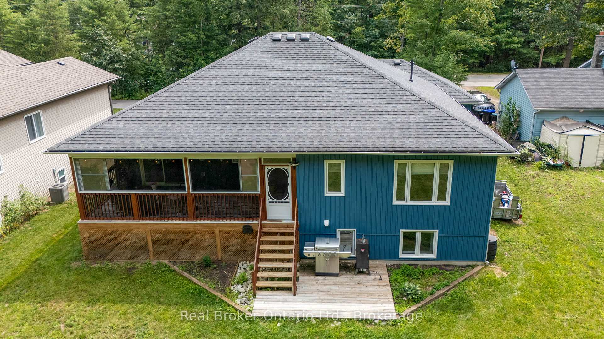 Photo 26 of 204 Golf Course Road, Wasaga Beach — HOMEH