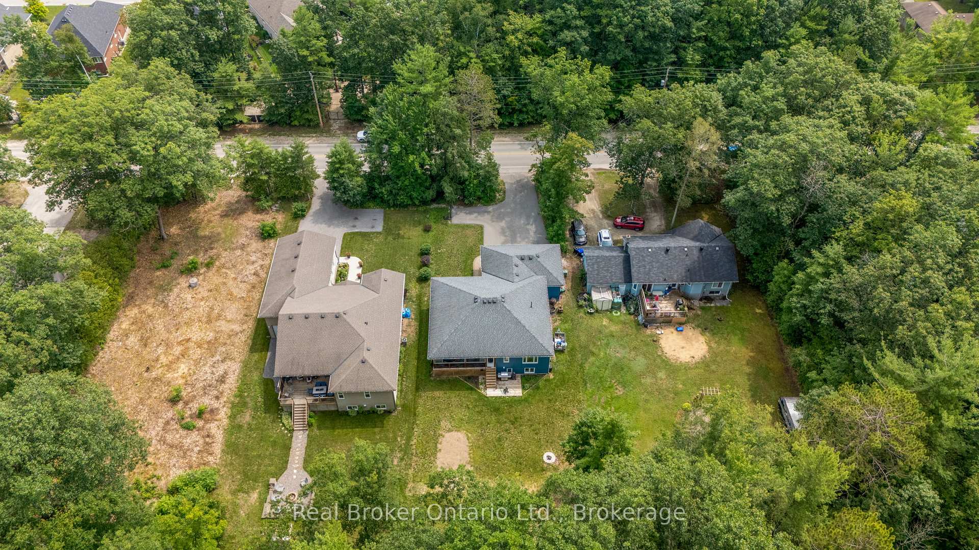 Photo 31 of 204 Golf Course Road, Wasaga Beach — HOMEH