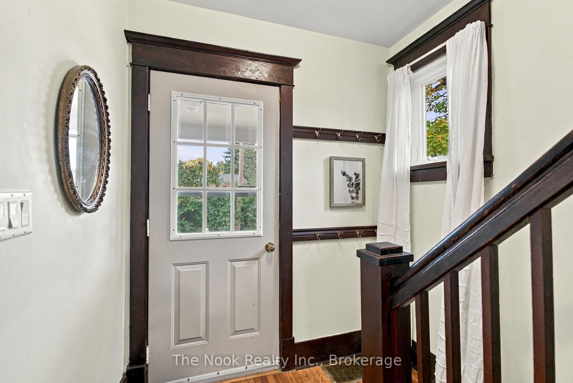 Photo 7 of 5 Grants Lane, Clarington, Bowmanville — HOMEH