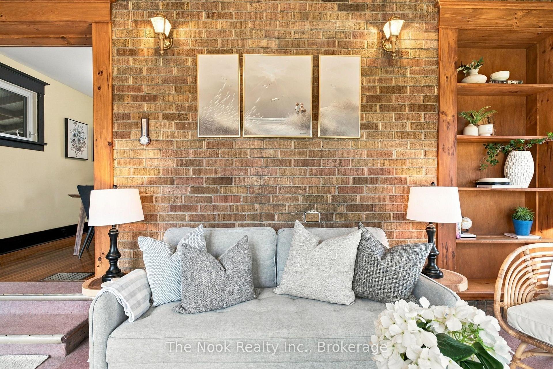 Photo 21 of 5 Grants Lane, Clarington, Bowmanville — HOMEH