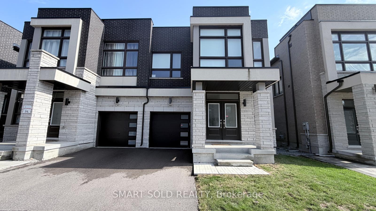 Photo 2 of 95 Hilts Drive, Richmond Hill, Rural Richmond Hill — HOMEH