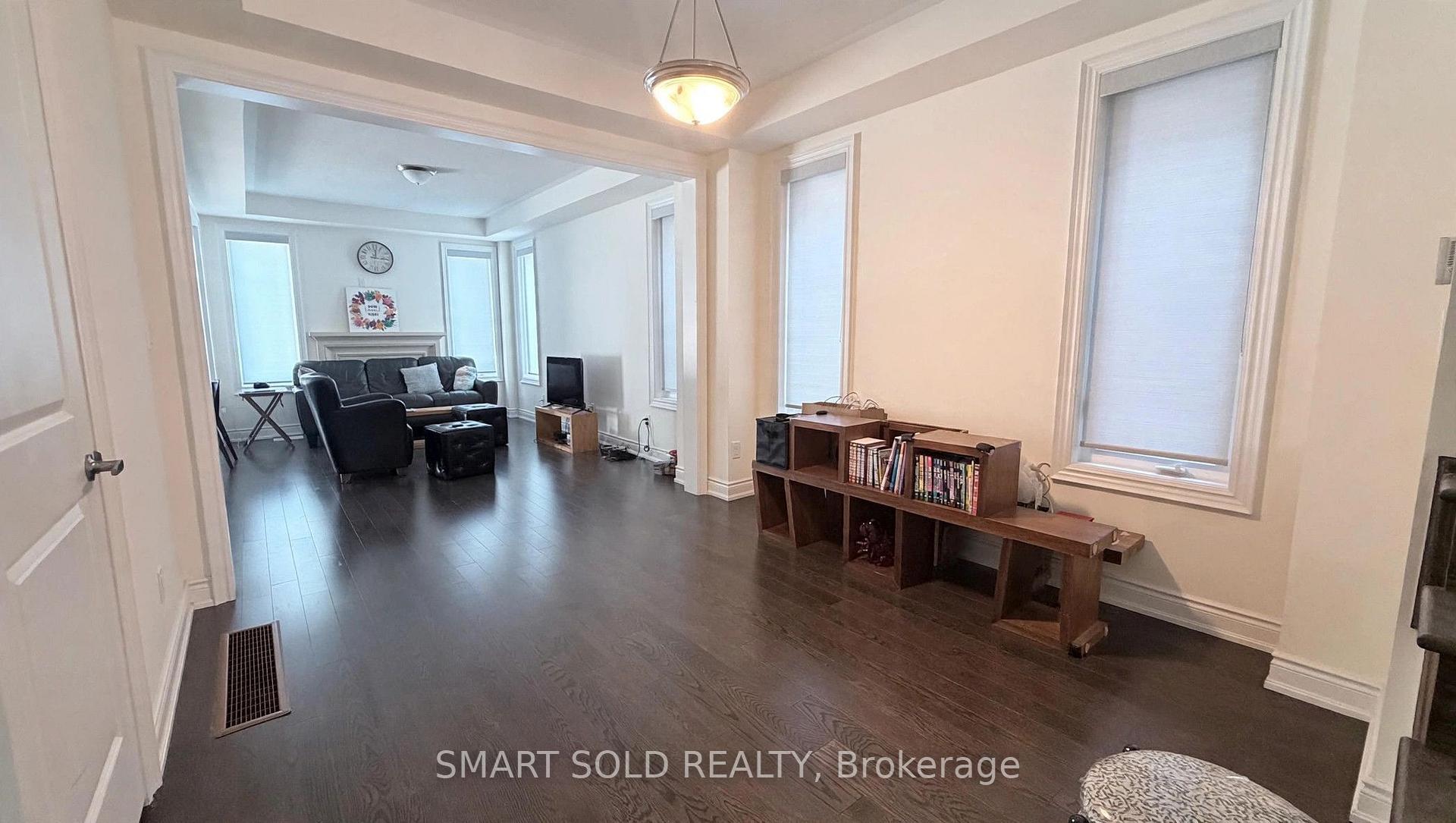 Photo 3 of 95 Hilts Drive, Richmond Hill, Rural Richmond Hill — HOMEH