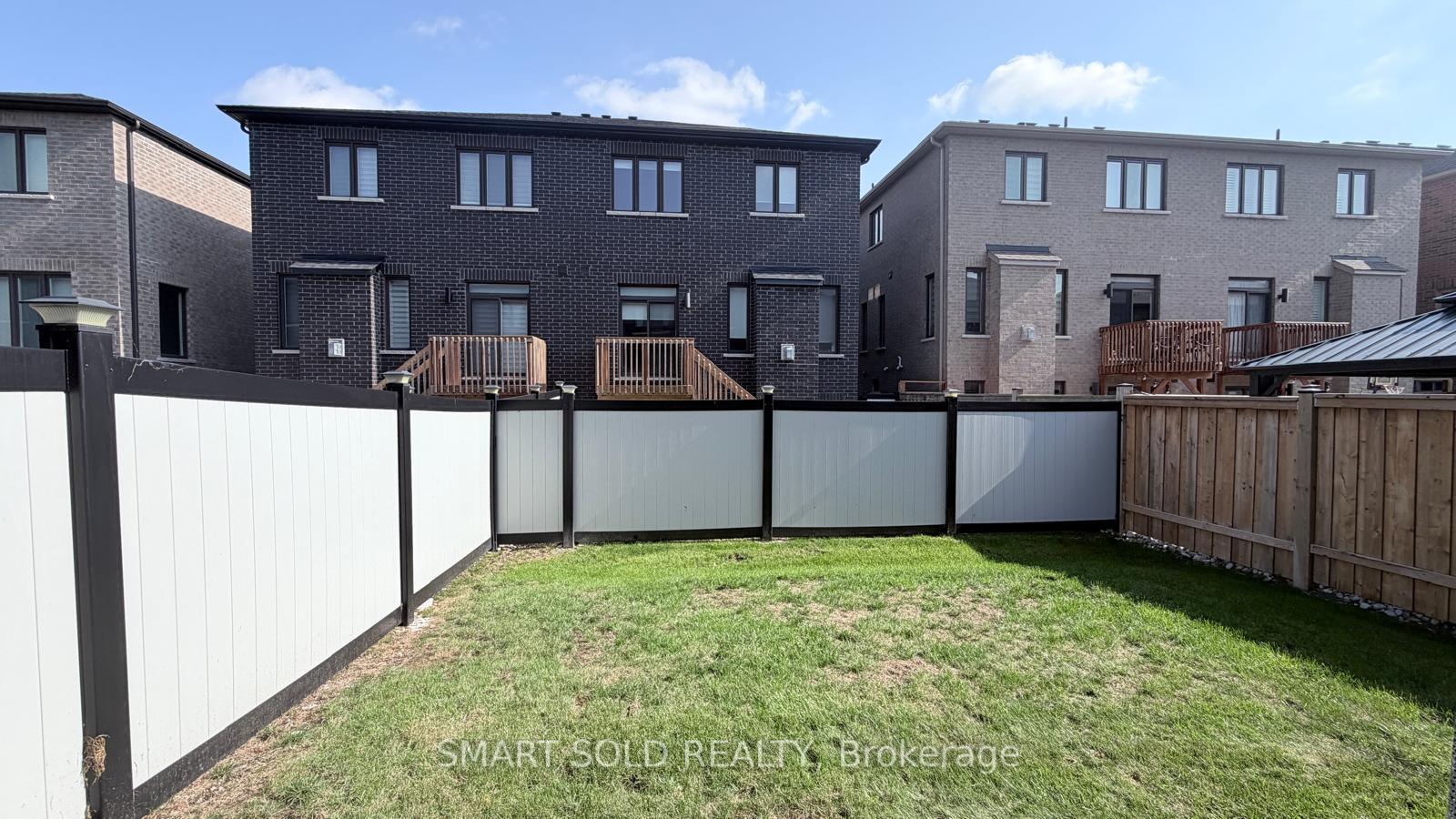 Photo 16 of 95 Hilts Drive, Richmond Hill, Rural Richmond Hill — HOMEH