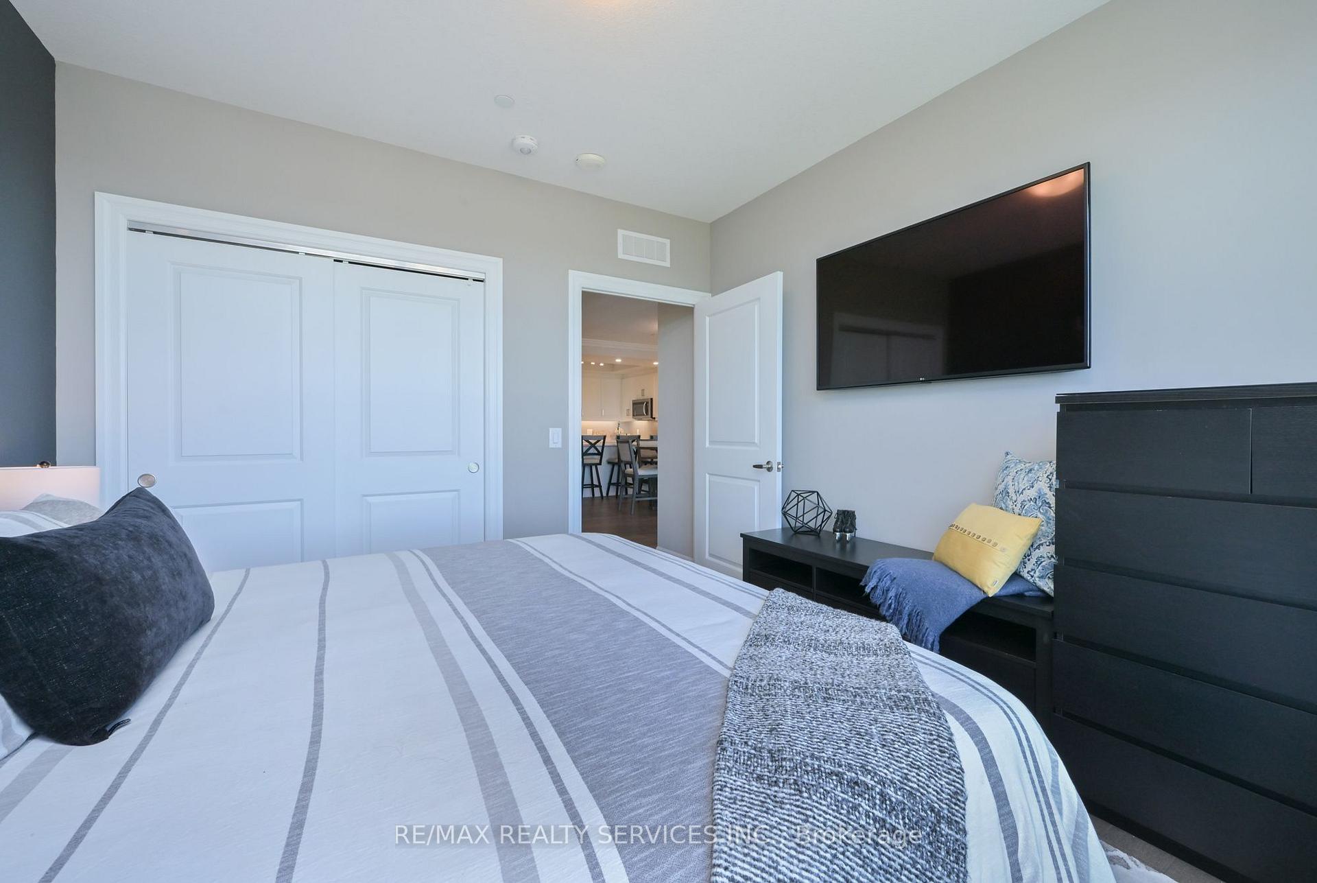 Photo 19 of Unit 809, 1878 Gordon Street, Guelph, Pineridge/Westminster Woods — HOMEH
