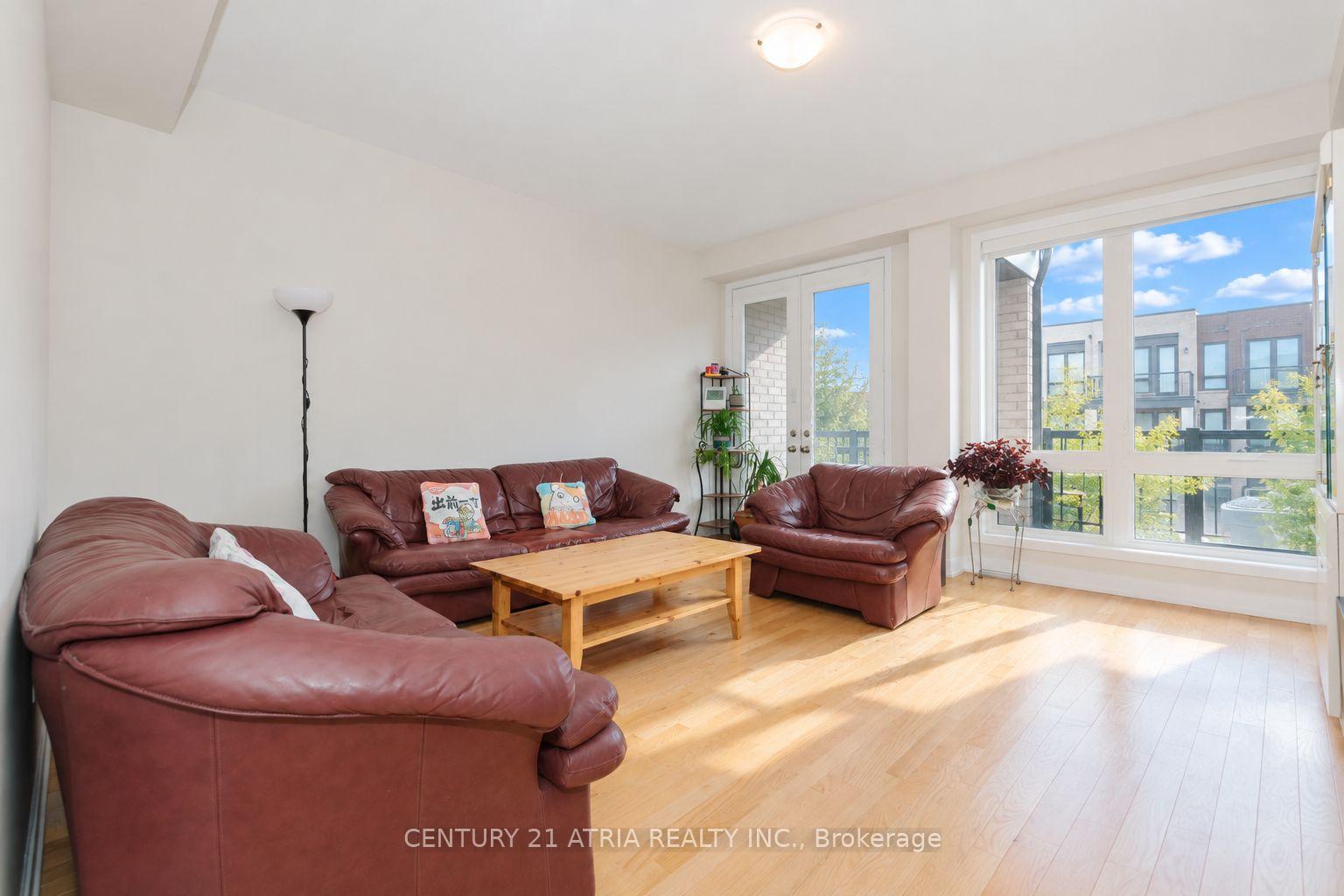 Photo 10 of 69 Stauffer Crescent, Markham, Cornell — HOMEH