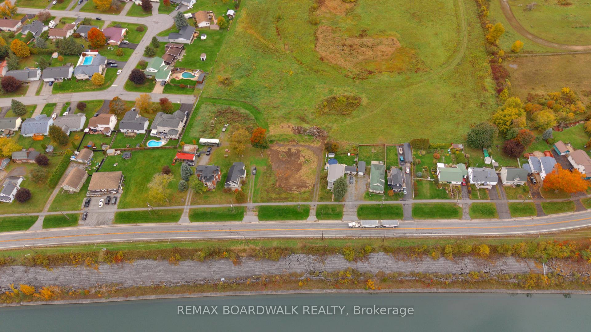 Photo 10 of 510 County Rd 2, Edwardsburgh/Cardinal, Town of Cardinal — HOMEH